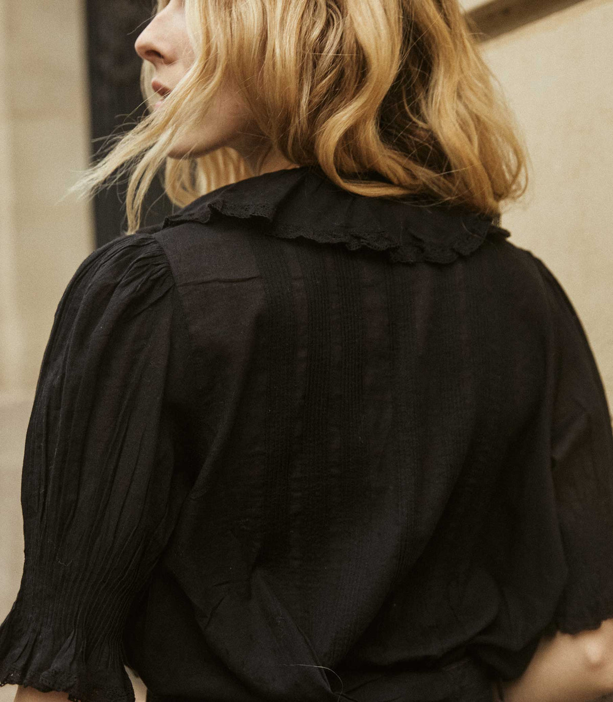 Henri Top -- Black
