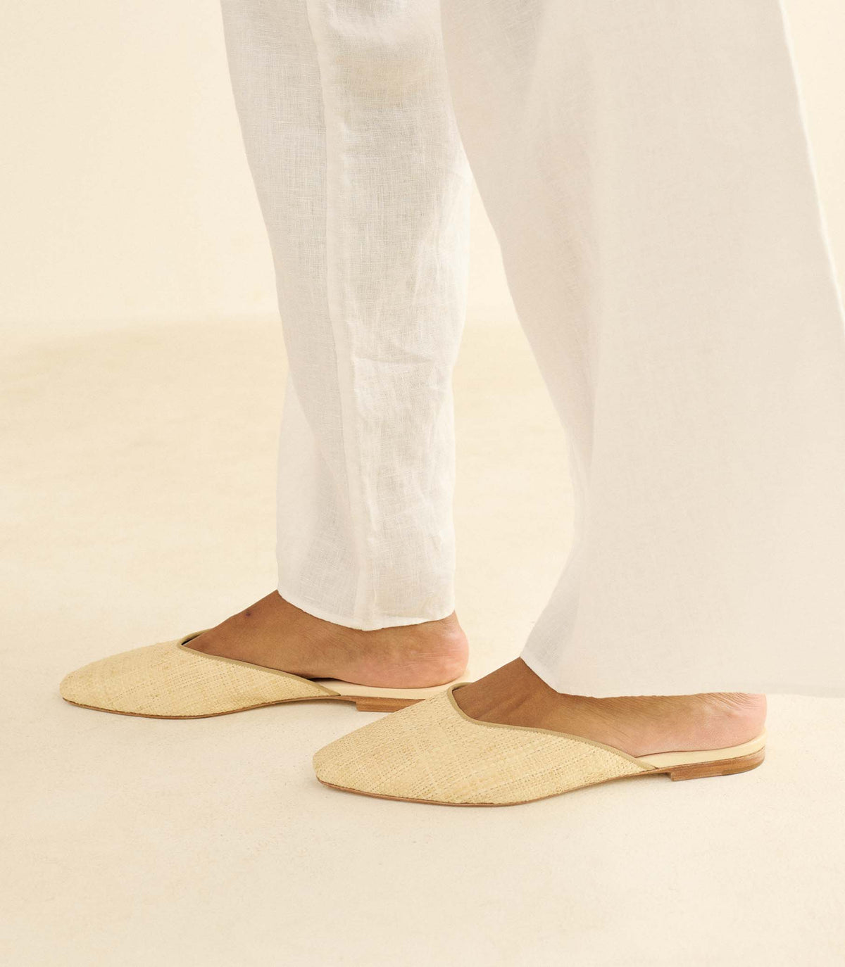 Adair Slide -- Natural Raffia