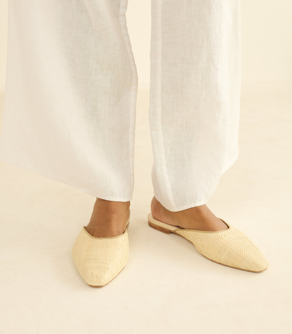 Adair Slide -- Natural Raffia