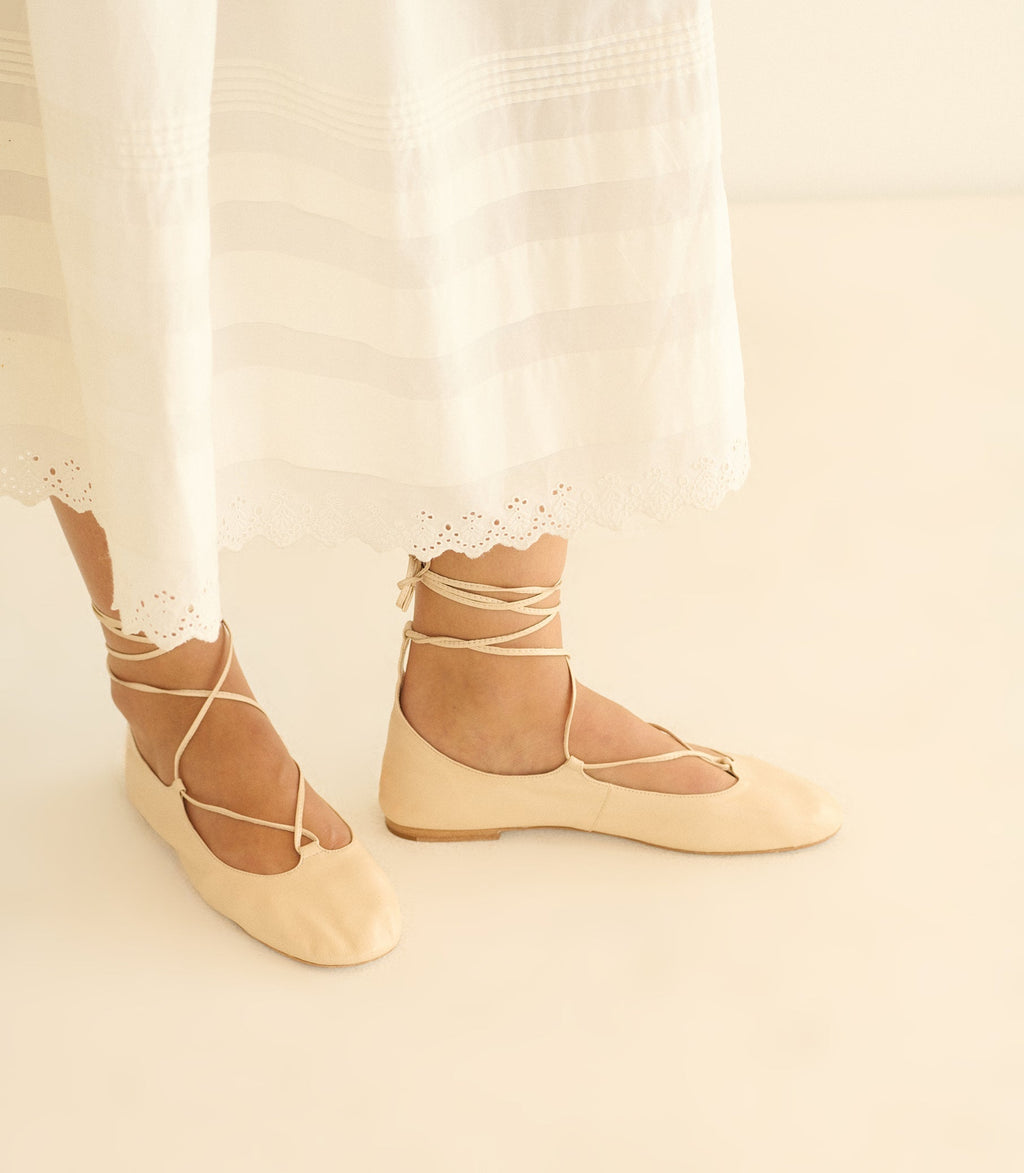 Alora Tie Flat -- Nude Nappa