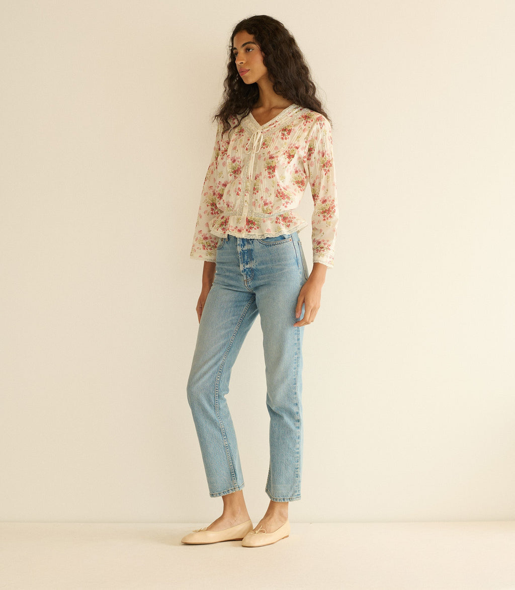 Hillock Top -- Ivory Lantana Floral