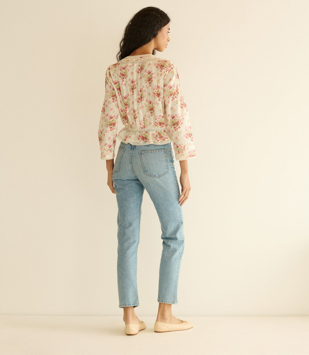 Hillock Top -- Ivory Lantana Floral
