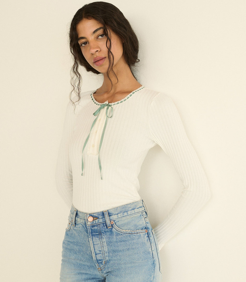 Lidie Tee -- Salt With Cloud Blue Ribbon