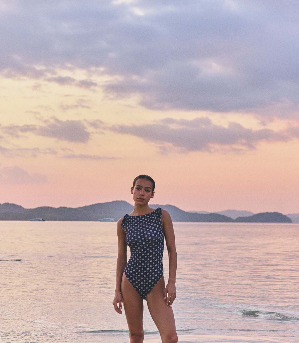 Malta Maillot -- Navy Cadiz Foulard