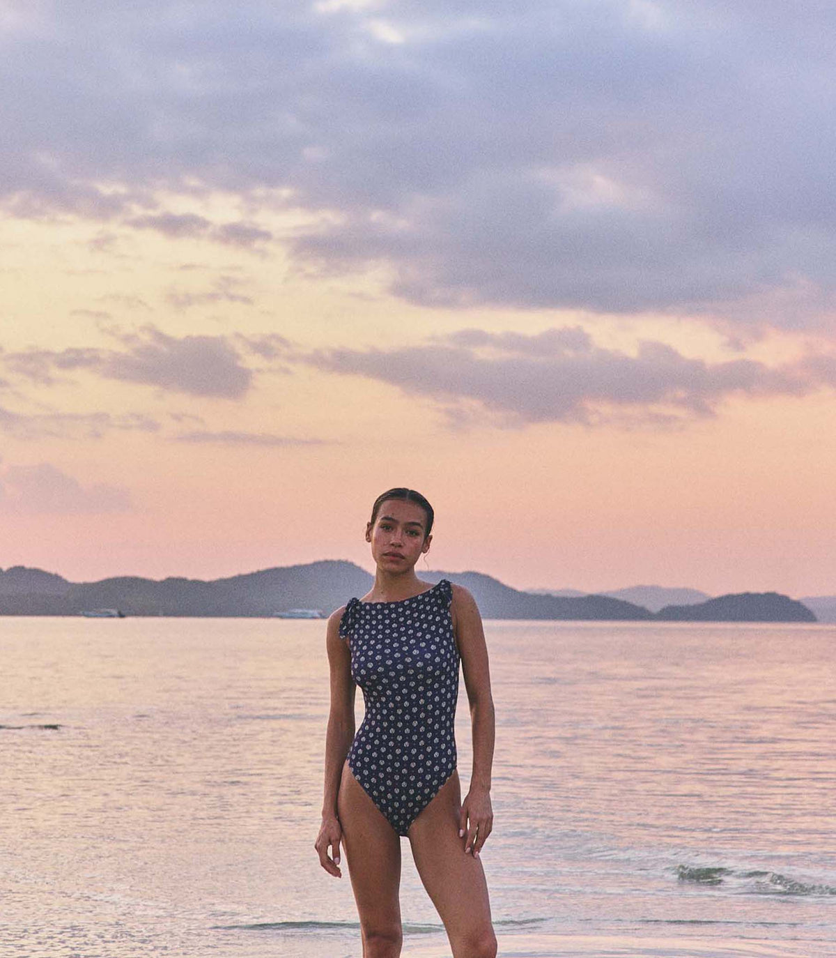 Malta Maillot -- Navy Cadiz Foulard