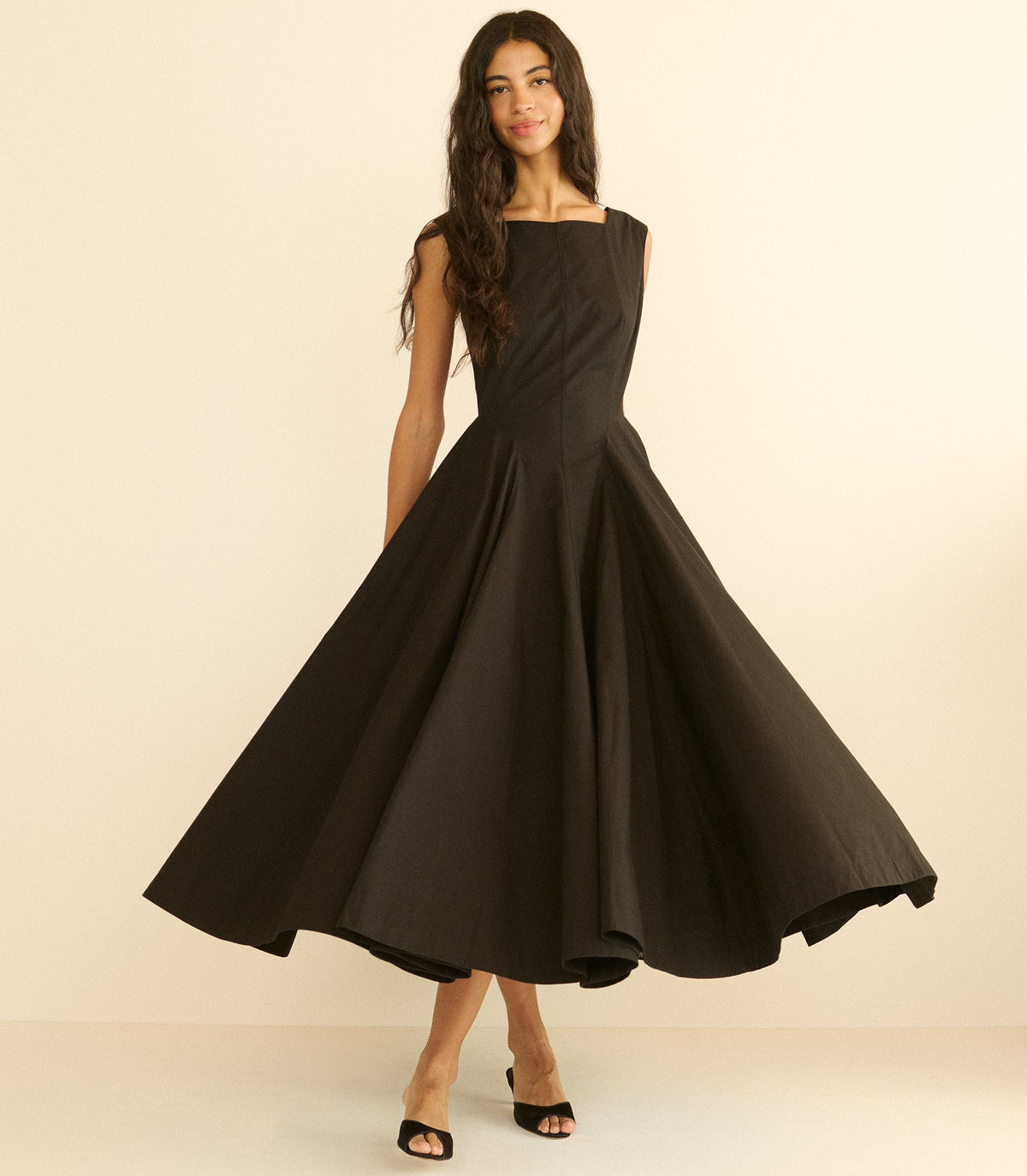 Rivière Dress -- Black